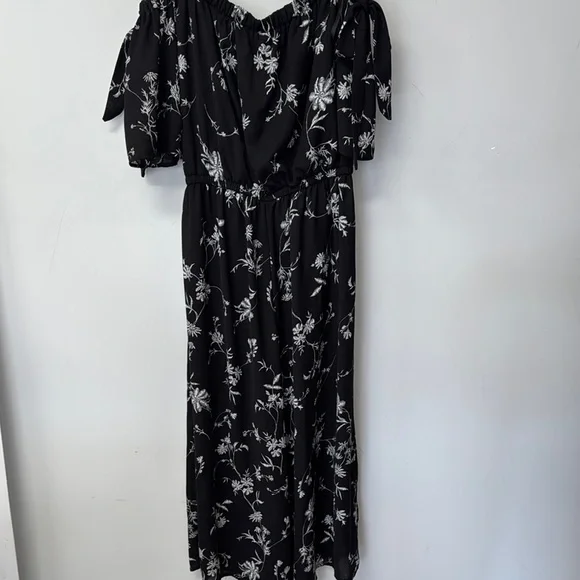 AUW Off Shoulder Capri Jumpsuit Floral Wide Leg Lined Black White 16 Flowy - Picture 6 of 13